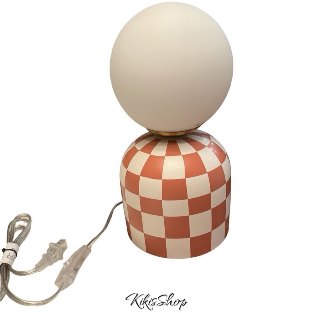Checkered Ambient Globe Light Versatile
Rust - Room Essentials - Picture 4 of 9